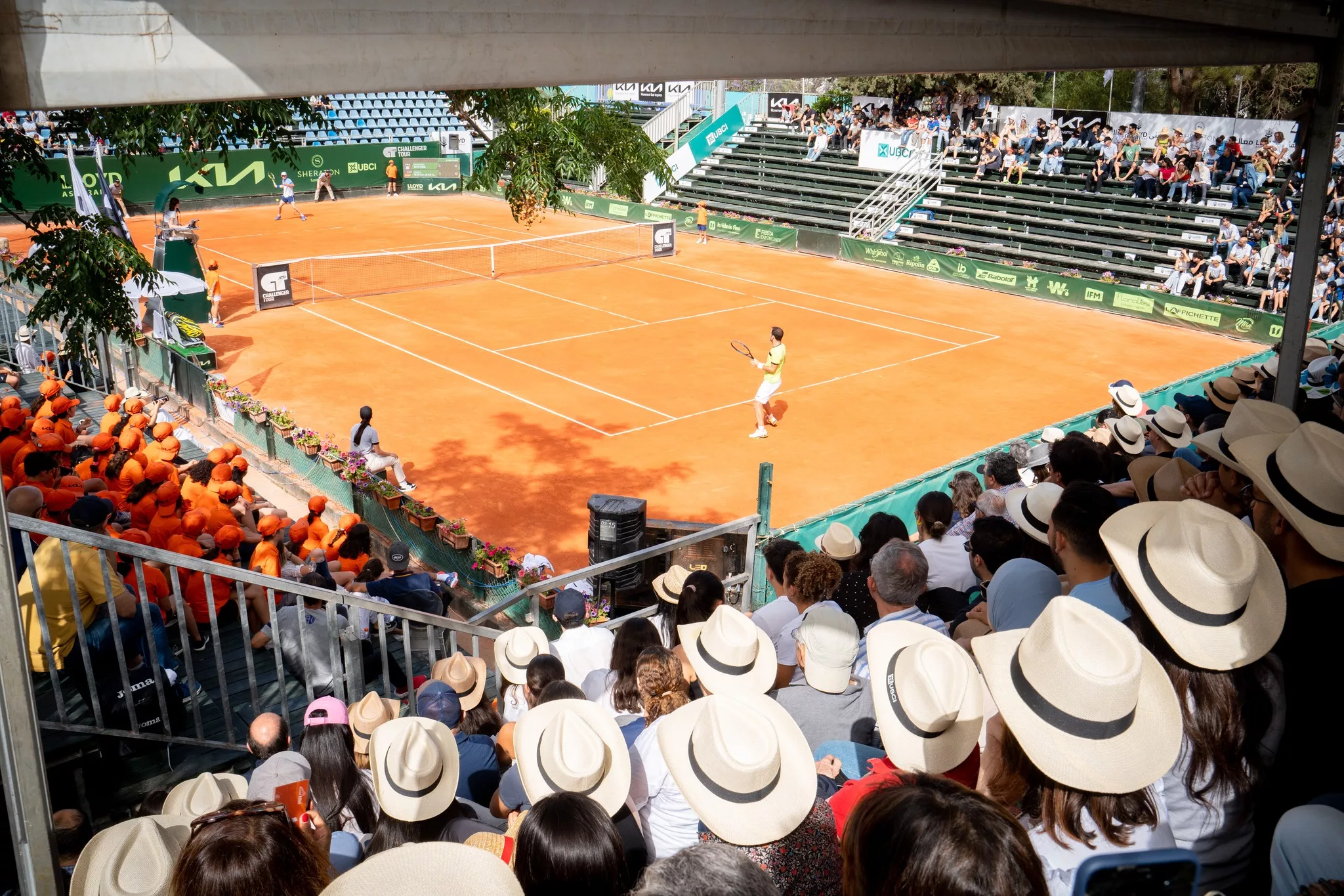 Court central du Kia Tunis Open 2026 avec les spectateurs